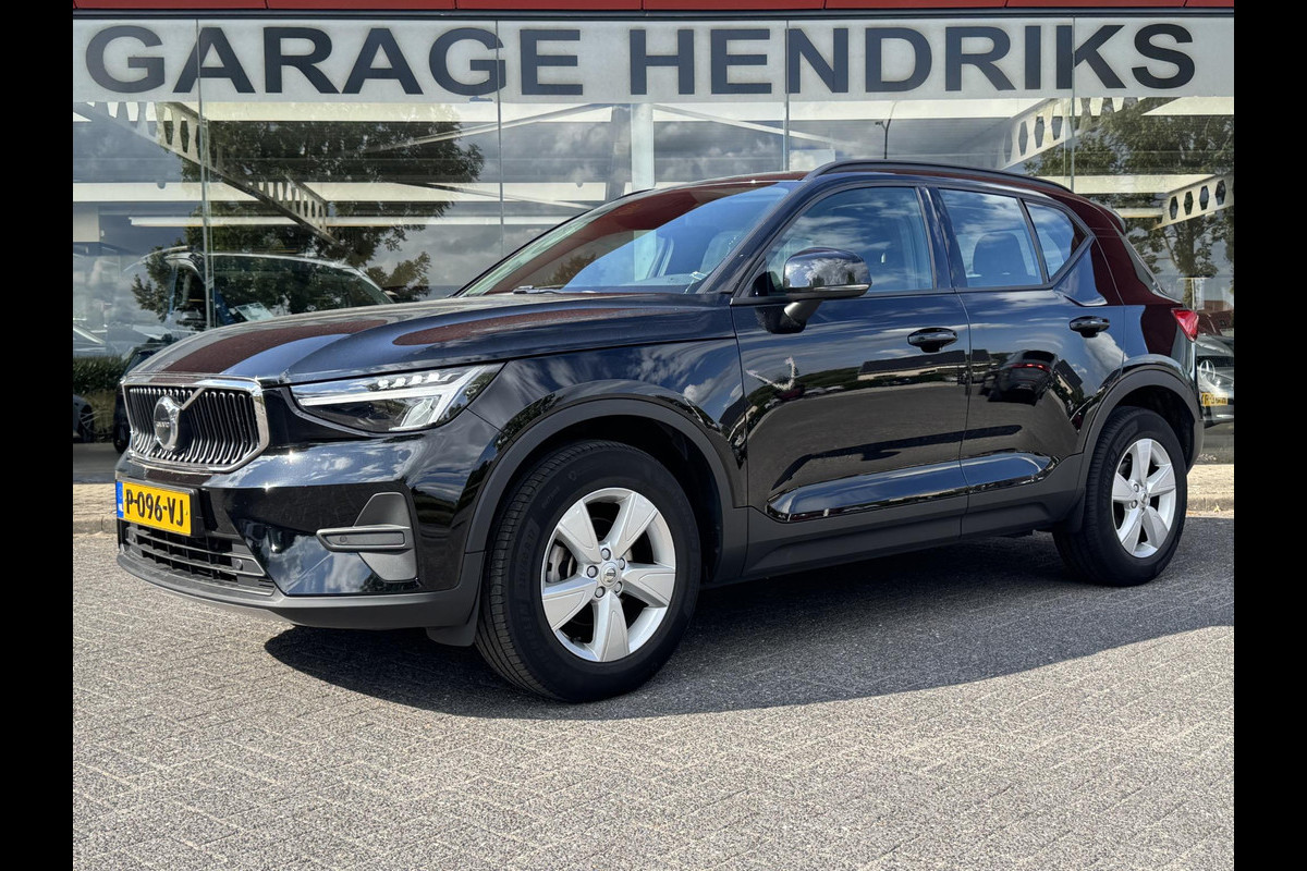 Volvo XC40 1.5 T2 Essential Automaat | Navigation Tech Pakket | Full Led | LM 17 Inch |