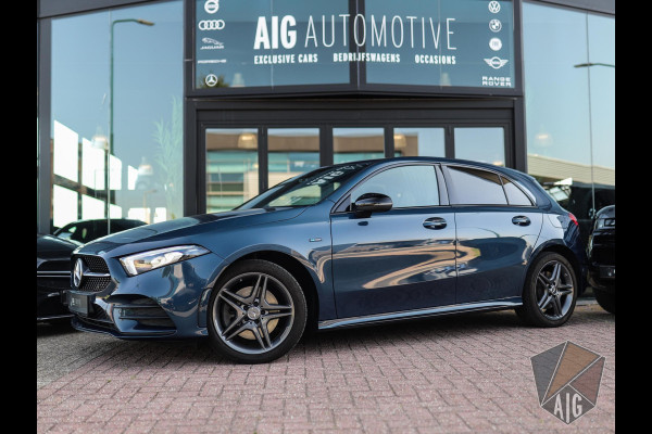 Mercedes-Benz A-Klasse 250 e Business Solution AMG Limited | Stoelverw. | PDC | LED
