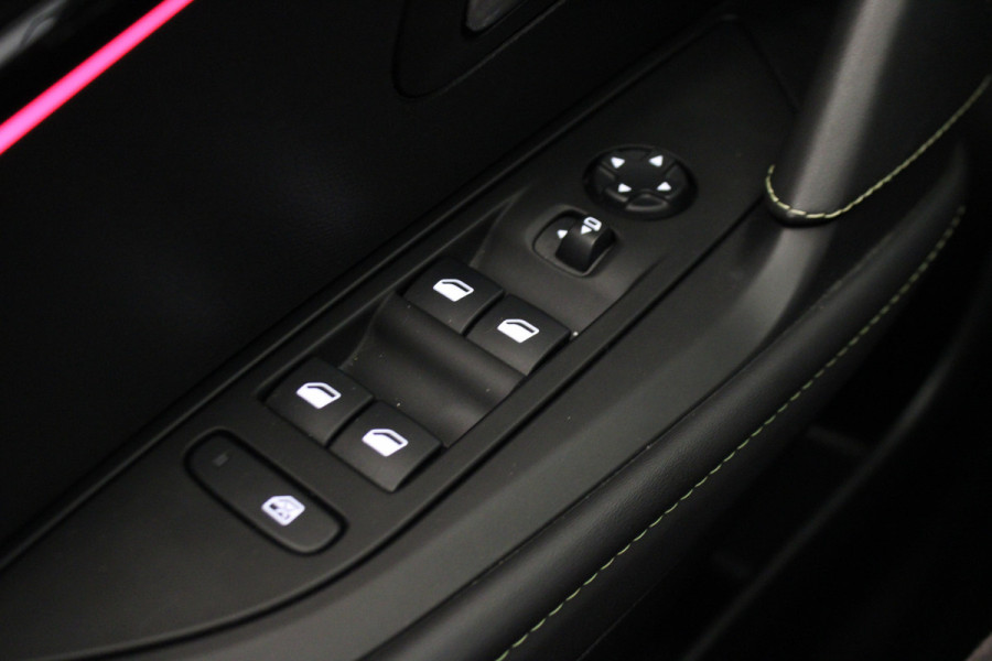 Peugeot 208 1.2 PureTech GT-Line |Pano|Navi|Camera|