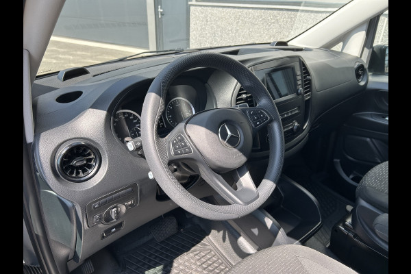 Mercedes-Benz Vito 114 CDI Camera / Navigatie / Parkeersensoren / Cruise control / Airco / 270 Graden achterdeuren
