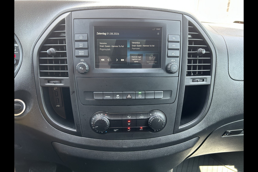 Mercedes-Benz Vito 114 CDI Camera / Navigatie / Parkeersensoren / Cruise control / Airco / 270 Graden achterdeuren