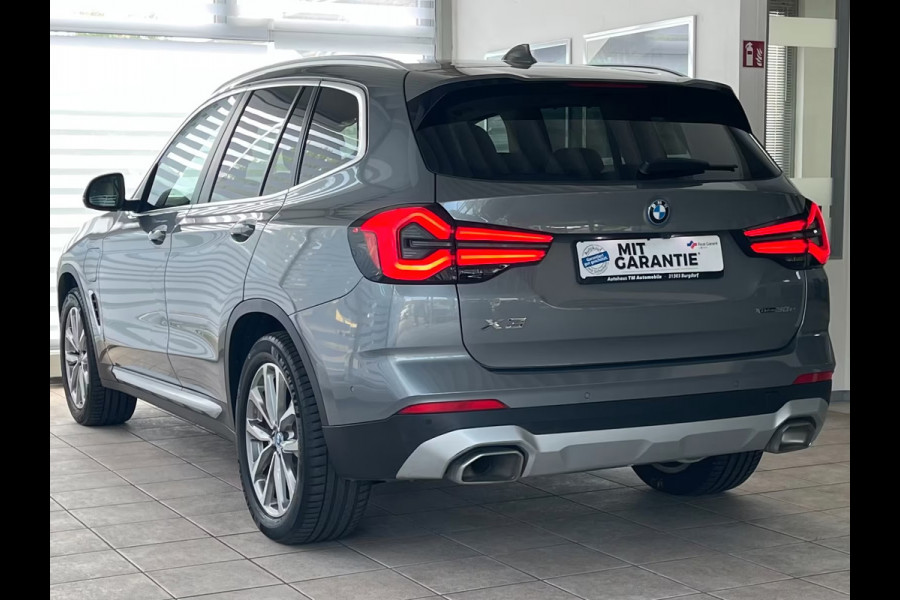 BMW X3 xDrive30e ** LASER, BEIGE LEDER, TREKH, PANORAMA, HuD, ACC, 19-inch LMV ** 1e eig - UNFALLFREI ** ** INFORMEER OOK NAAR ONZE AANTREKKELIJKE FINANCIAL-LEASE TARIEVEN **