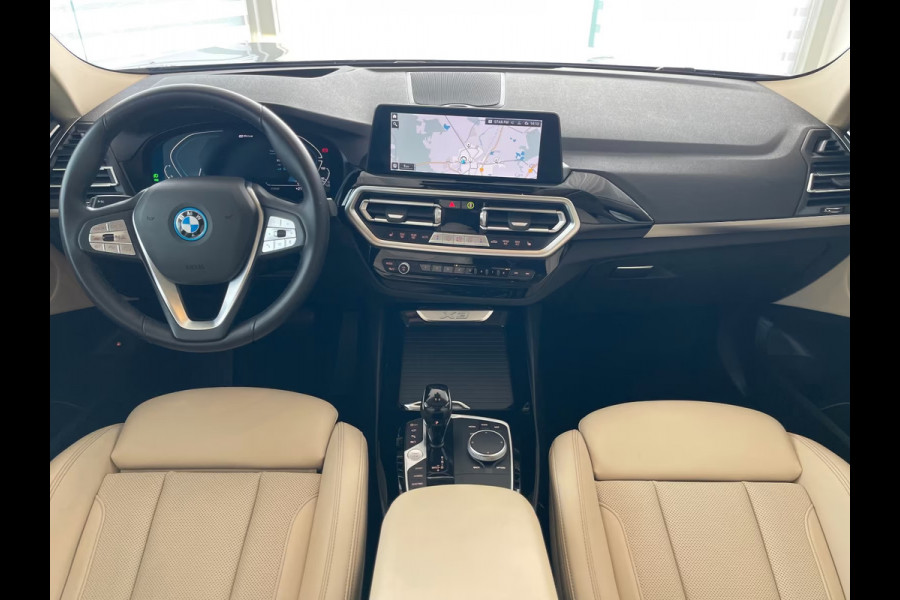 BMW X3 xDrive30e ** LASER, BEIGE LEDER, TREKH, PANORAMA, HuD, ACC, 19-inch LMV ** 1e eig - UNFALLFREI ** ** INFORMEER OOK NAAR ONZE AANTREKKELIJKE FINANCIAL-LEASE TARIEVEN **