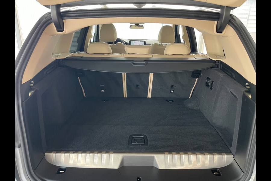 BMW X3 xDrive30e ** LASER, BEIGE LEDER, TREKH, PANORAMA, HuD, ACC, 19-inch LMV ** 1e eig - UNFALLFREI ** ** INFORMEER OOK NAAR ONZE AANTREKKELIJKE FINANCIAL-LEASE TARIEVEN **