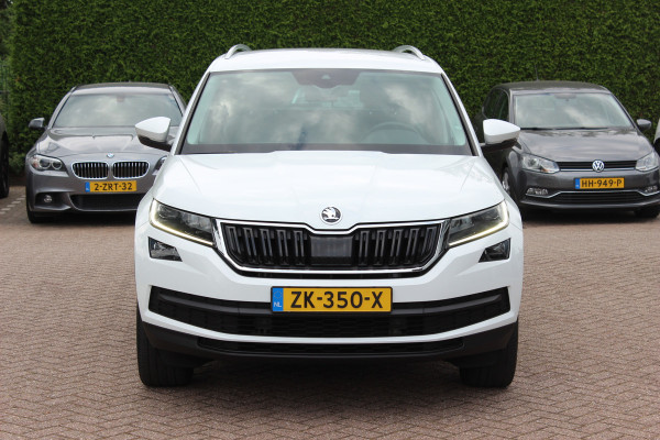 Škoda Kodiaq 1.5 TSI Business Edition / Trekhaak / Camera / Leder&Alcantara / 19'' / Keyless / Premium Audio / Dodehoek / DAB / Stoelverwarming / ACC