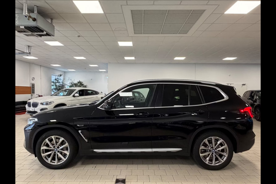 BMW X3 xDrive30e ** LED, LEDER, PANORAMA, VERW. ST, HuD, ALARM, 19-inch LMV ** 1e eig - UNFALLFREI ** ** INFORMEER OOK NAAR ONZE AANTREKKELIJKE FINANCIAL-LEASE TARIEVEN **