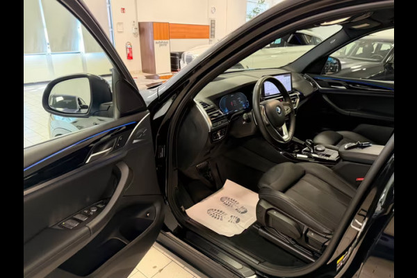 BMW X3 xDrive30e ** LED, LEDER, PANORAMA, VERW. ST, HuD, ALARM, 19-inch LMV ** 1e eig - UNFALLFREI ** ** INFORMEER OOK NAAR ONZE AANTREKKELIJKE FINANCIAL-LEASE TARIEVEN **