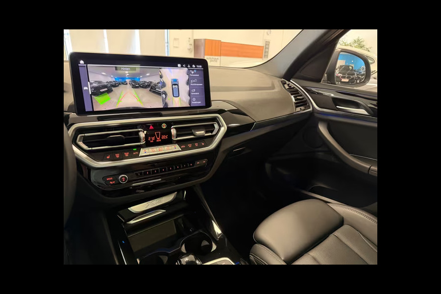 BMW X3 xDrive30e ** LED, LEDER, PANORAMA, VERW. ST, HuD, ALARM, 19-inch LMV ** 1e eig - UNFALLFREI ** ** INFORMEER OOK NAAR ONZE AANTREKKELIJKE FINANCIAL-LEASE TARIEVEN **