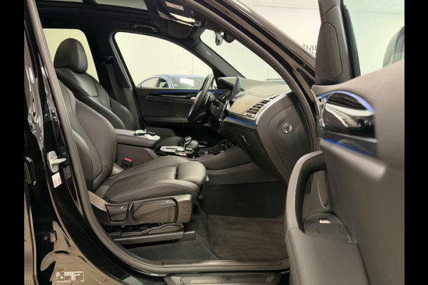 BMW X3 xDrive30e ** LED, LEDER, PANORAMA, VERW. ST, HuD, ALARM, 19-inch LMV ** 1e eig - UNFALLFREI ** ** INFORMEER OOK NAAR ONZE AANTREKKELIJKE FINANCIAL-LEASE TARIEVEN **