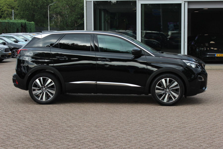 Peugeot 3008 1.2 PureTech Blue Lease Premium / 53.018 km / Trekhaak / Camera / Navigatie / Keyless / 19'' / Dodehoek / CarPlay / DAB / Cruise Control / LED Koplampen