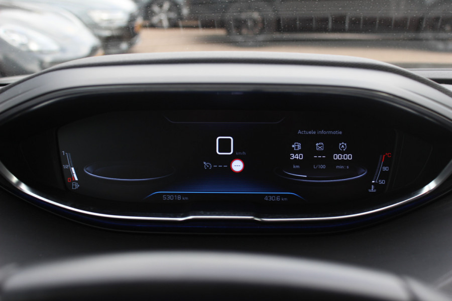Peugeot 3008 1.2 PureTech Blue Lease Premium / 53.018 km / Trekhaak / Camera / Navigatie / Keyless / 19'' / Dodehoek / CarPlay / DAB / Cruise Control / LED Koplampen