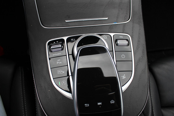 Mercedes-Benz E-Klasse Cabrio 200 25th Anniversary Edition / 360Camera / Leder / CarPlay / 19'' / Stoelverwarming / Windscherm / Nekverwarming / DAB /  Cruise Control