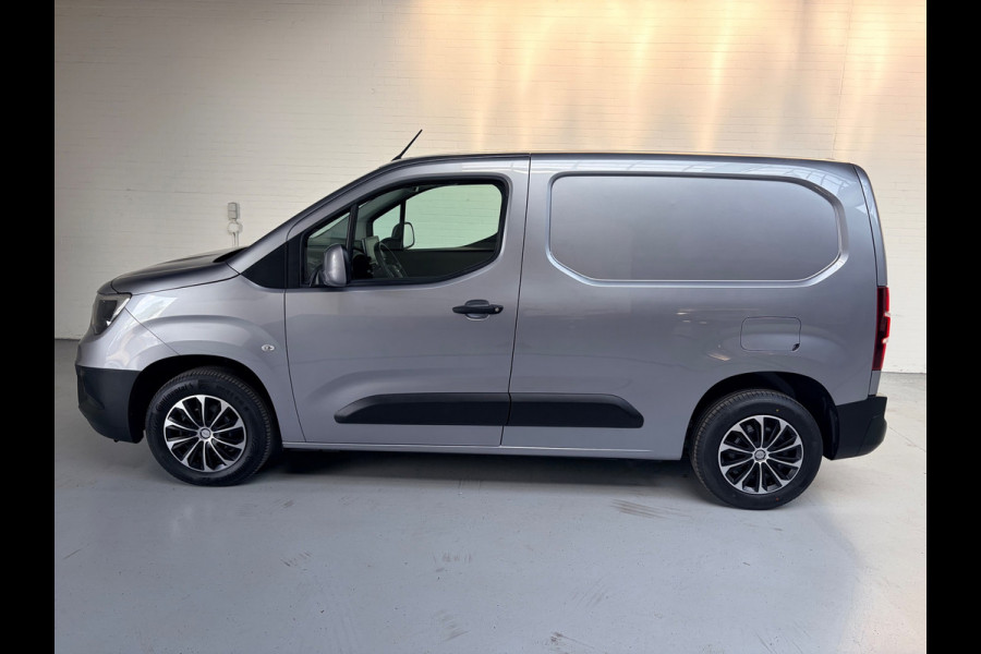Opel Combo 1.5D L1H1 Edition, Airco, CruiseControl, Navigatie, Trekhaak, Metallic lak, 1Ste eigenaar, Rijklaarprijs!