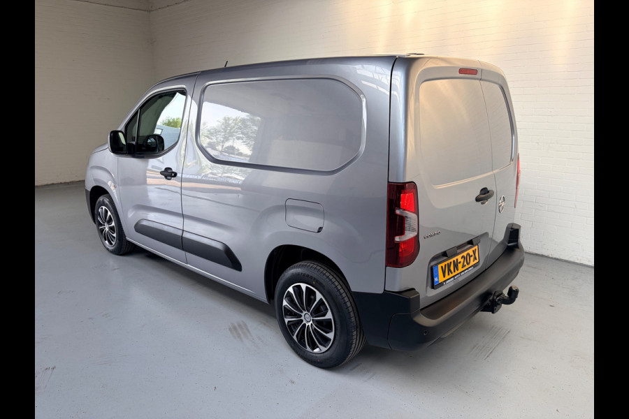Opel Combo 1.5D L1H1 Edition, Airco, CruiseControl, Navigatie, Trekhaak, Metallic lak, 1Ste eigenaar, Rijklaarprijs!