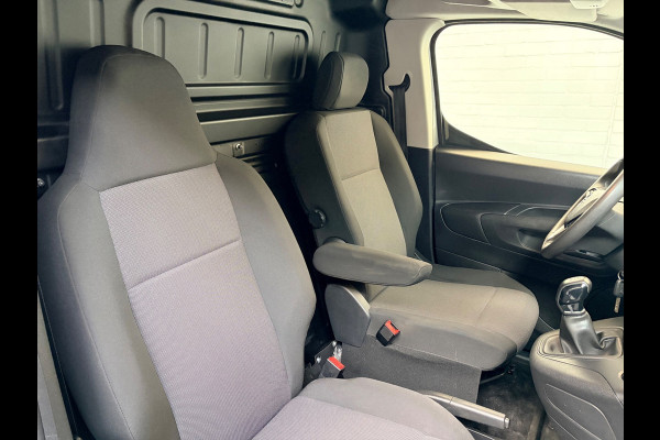 Opel Combo 1.5D L1H1 Edition, Airco, CruiseControl, Navigatie, Trekhaak, Metallic lak, 1Ste eigenaar, Rijklaarprijs!