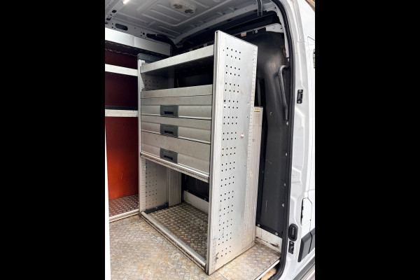Renault Master Automaat Servicewagen T35 2.3 dCi 150pk L2H2 Energy Work Edition 3persoons, BOTT inrichting, Trekhaak Rijklaarprijs