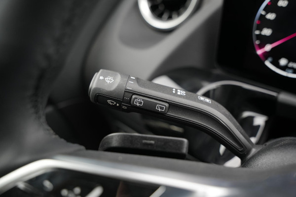 Mercedes-Benz GLA 250 e Business Solution Adapt. Cruise Stoelverw. LED Dodehoek