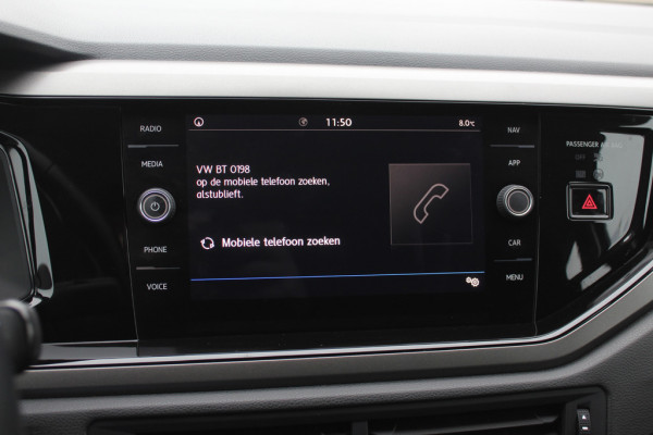 Volkswagen Polo 1.0 TSI Comfortline R-line / Camera / Navigatie / Parkeerhulp V+A / LED / 16'' / Apple CarPlay / Getint glas / Cruise Control Adaptief