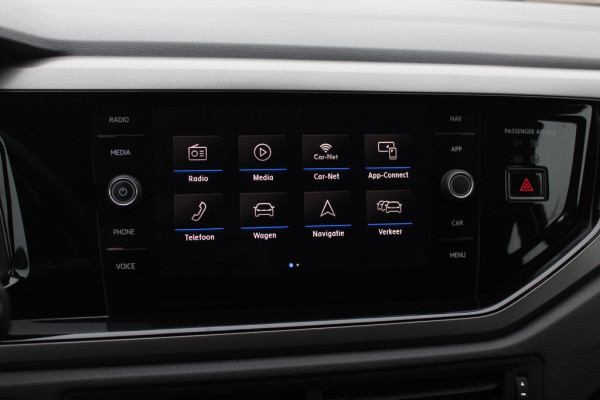 Volkswagen Polo 1.0 TSI Comfortline R-line / Camera / Navigatie / Parkeerhulp V+A / LED / 16'' / Apple CarPlay / Getint glas / Cruise Control Adaptief
