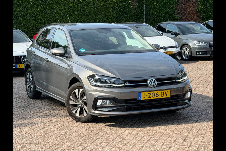 Volkswagen Polo 1.0 TSI Comfortline R-line / Camera / Navigatie / Parkeerhulp V+A / LED / 16'' / Apple CarPlay / Getint glas / Cruise Control Adaptief