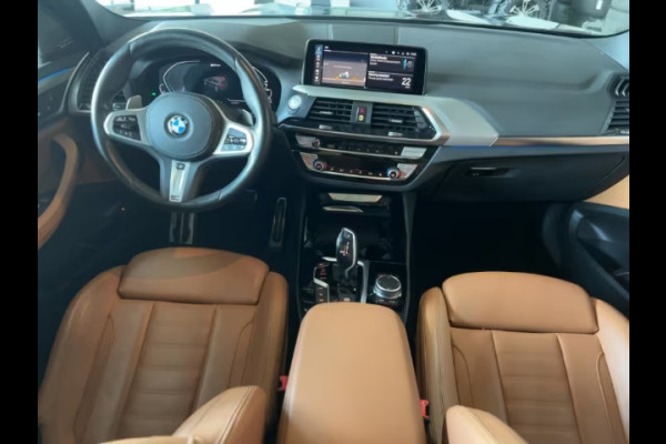 BMW X3 xDrive30e M-SPORT ** LED, COGNAC LEDER, PANORAMA, H&K, M-REM, 19-inch LMV ** 1e EIG - UNFALLFREI - BMW ONDERH ** ** INFORMEER OOK NAAR ONZE AANTREKKELIJKE FINANCIAL-LEASE TARIEVEN **