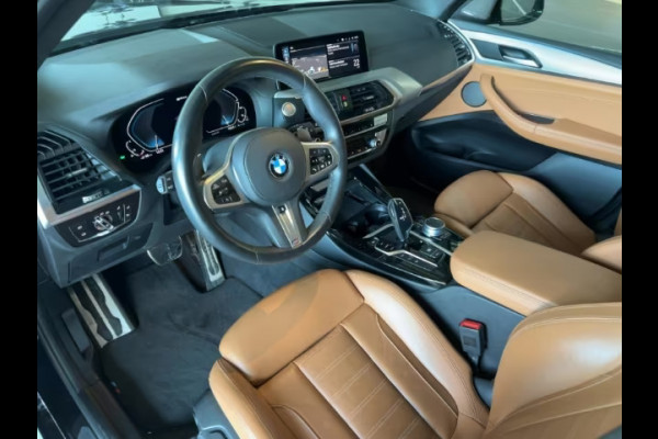 BMW X3 xDrive30e M-SPORT ** LED, COGNAC LEDER, PANORAMA, H&K, M-REM, 19-inch LMV ** 1e EIG - UNFALLFREI - BMW ONDERH ** ** INFORMEER OOK NAAR ONZE AANTREKKELIJKE FINANCIAL-LEASE TARIEVEN **