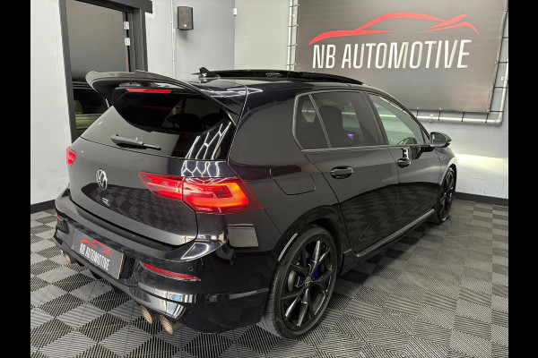 Volkswagen Golf 8 2.0 TSI R 4Motion Akra
