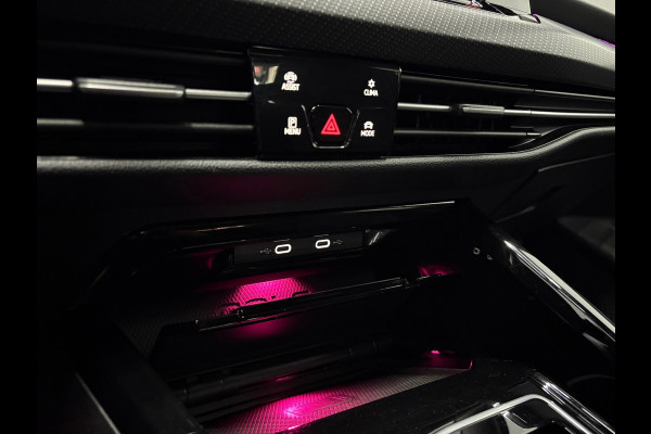 Volkswagen Golf 8 2.0 TSI R 4Motion Akra