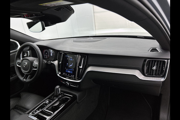 Volvo V60 2.0 T8 405PK Polestar Engineered Hybride AWD R-Design / Trekhaak / Panoramadak / Leder-Massage+Koel-Warm / 360Cam / Adap. Cruise / Apk 10-2027