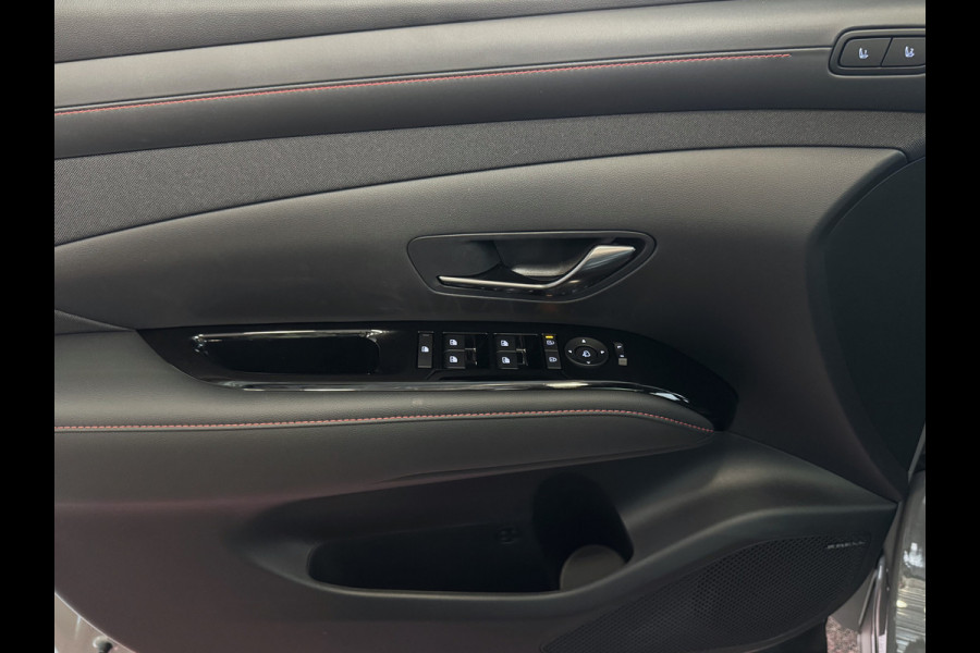 Hyundai Tucson NIEUWE AUTO 1.6 T-GDI PHEV N-LINE 360.CAMERA ELEK.KLEP ELEK.STOEL/GEHEUGEN VERWARMD/KOELING SUBWFR 19"LMV ZWARTE HEMEL STUURVERW PLUG IN HYBRIDE