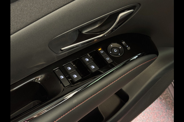 Hyundai Tucson NIEUWE AUTO 1.6 T-GDI PHEV N-LINE 360CAM ELEK.KLEP ELEK.STOEL MET GEHEUGEN VERWARMD/KOELING SUBWOOFER 19" LMV ZWARTE HEMEL STUUR PLUG IN HYBRIDE