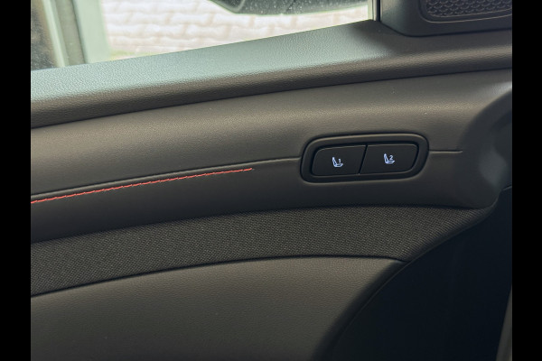 Hyundai Tucson NIEUWE AUTO 1.6 T-GDI PHEV N-LINE 360CAM ELEK.KLEP ELEK.STOEL MET GEHEUGEN VERWARMD/KOELING SUBWOOFER 19" LMV ZWARTE HEMEL STUUR PLUG IN HYBRIDE