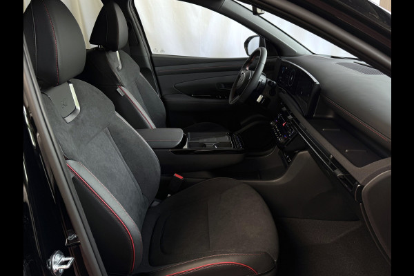 Hyundai Tucson NIEUWE AUTO 1.6 T-GDI PHEV N-LINE 360CAM ELEK.KLEP ELEK.STOEL MET GEHEUGEN VERWARMD/KOELING SUBWOOFER 19" LMV ZWARTE HEMEL STUUR PLUG IN HYBRIDE