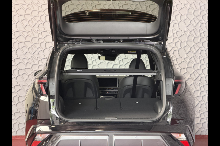 Hyundai Tucson NIEUWE AUTO 1.6 T-GDI PHEV N-LINE 360CAM ELEK.KLEP ELEK.STOEL MET GEHEUGEN VERWARMD/KOELING SUBWOOFER 19" LMV ZWARTE HEMEL STUUR PLUG IN HYBRIDE