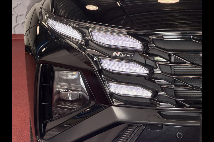 Hyundai Tucson NIEUWE AUTO 1.6 T-GDI PHEV N-LINE 360CAM ELEK.KLEP ELEK.STOEL MET GEHEUGEN VERWARMD/KOELING SUBWOOFER 19" LMV ZWARTE HEMEL STUUR PLUG IN HYBRIDE