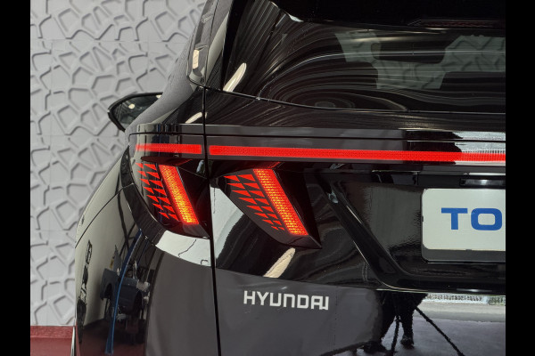 Hyundai Tucson NIEUWE AUTO 1.6 T-GDI PHEV N-LINE 360CAM ELEK.KLEP ELEK.STOEL MET GEHEUGEN VERWARMD/KOELING SUBWOOFER 19" LMV ZWARTE HEMEL STUUR PLUG IN HYBRIDE