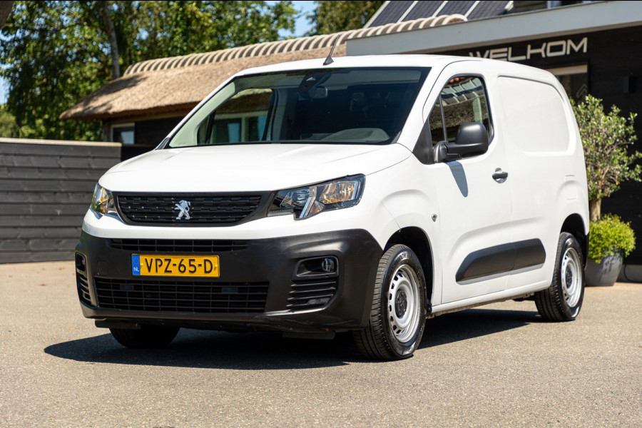 Peugeot Partner 1.2 PureTech 110 PK Premium Airco I Parkeersensoren I CarPlay I Android I Cruise I Navigatie I NAP