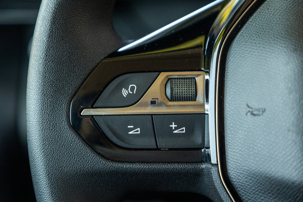 Peugeot Partner 1.2 PureTech 110 PK Premium Airco I Parkeersensoren I CarPlay I Android I Cruise I Navigatie I NAP