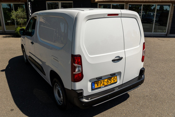 Peugeot Partner 1.2 PureTech 110 PK Premium Airco I Parkeersensoren I CarPlay I Android I Cruise I Navigatie I NAP