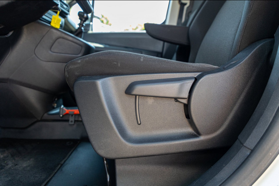 Peugeot Partner 1.2 PureTech 110 PK Premium Airco I Parkeersensoren I CarPlay I Android I Cruise I Navigatie I NAP