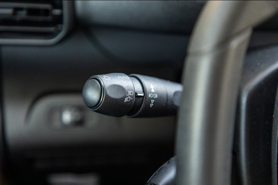 Peugeot Partner 1.2 PureTech 110 PK Premium Airco I Parkeersensoren I CarPlay I Android I Cruise I Navigatie I NAP