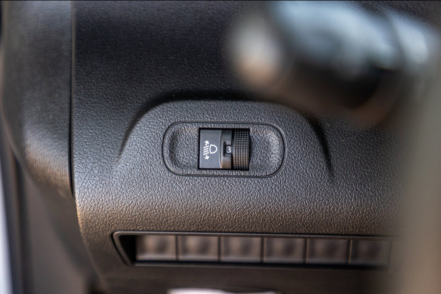 Peugeot Partner 1.2 PureTech 110 PK Premium Airco I Parkeersensoren I CarPlay I Android I Cruise I Navigatie I NAP