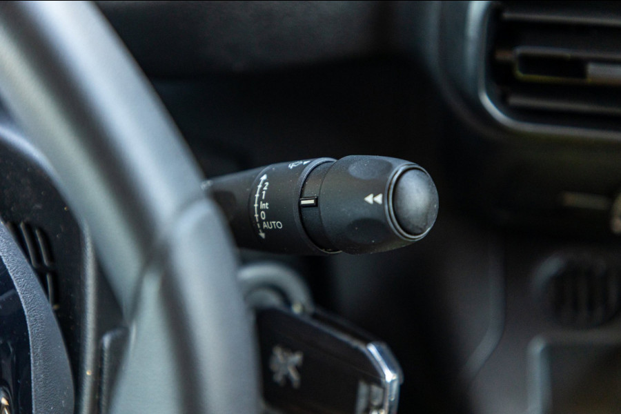 Peugeot Partner 1.2 PureTech 110 PK Premium Airco I Parkeersensoren I CarPlay I Android I Cruise I Navigatie I NAP