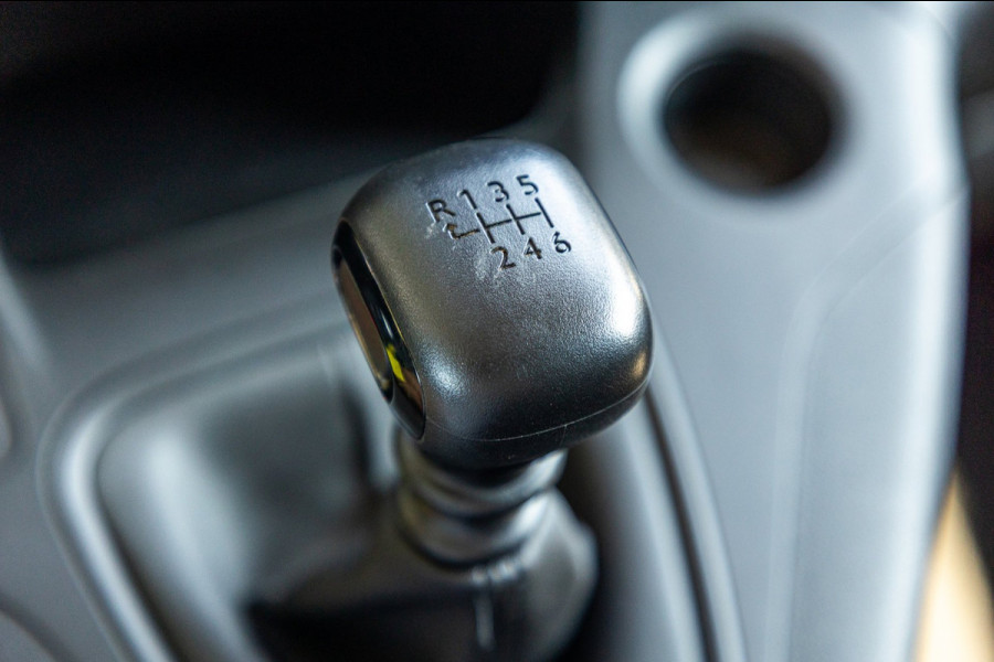 Peugeot Partner 1.2 PureTech 110 PK Premium Airco I Parkeersensoren I CarPlay I Android I Cruise I Navigatie I NAP