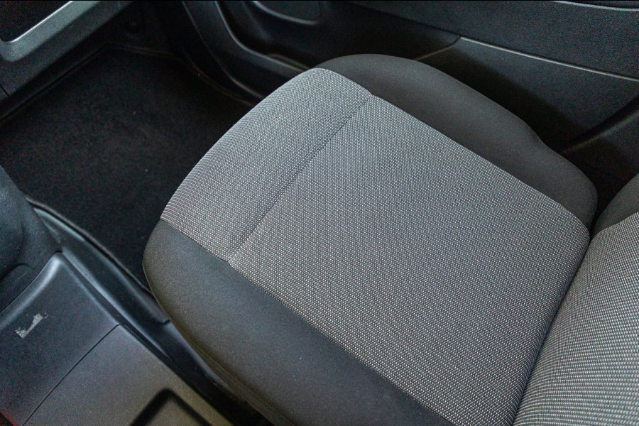 Peugeot Partner 1.2 PureTech 110 PK Premium Airco I Parkeersensoren I CarPlay I Android I Cruise I Navigatie I NAP