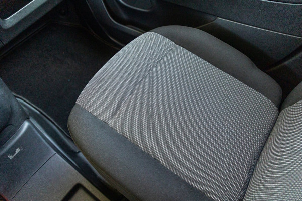 Peugeot Partner 1.2 PureTech 110 PK Premium Airco I Parkeersensoren I CarPlay I Android I Cruise I Navigatie I NAP