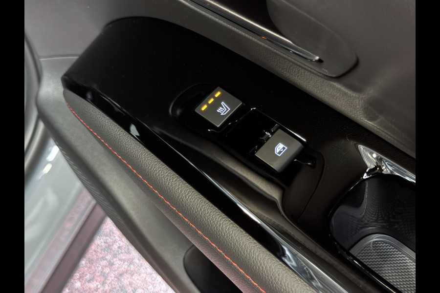 Hyundai Tucson ONGEBRUIKTE AUTO 1.6 T-GDI PHEV N-LINE CAMERA ELEK.KLEP ELEK.STOEL/GEHEUG.VERW/GEKOELD SUBWFR 19''LMV ZWARTE HEMEL STUURVERW. PLUG IN HYBRIDE