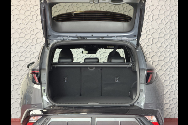 Hyundai Tucson ONGEBRUIKTE AUTO 1.6 T-GDI PHEV N-LINE CAMERA ELEK.KLEP ELEK.STOEL/GEHEUG.VERW/GEKOELD SUBWFR 19''LMV ZWARTE HEMEL STUURVERW. PLUG IN HYBRIDE