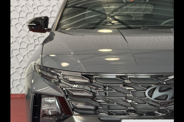 Hyundai Tucson ONGEBRUIKTE AUTO 1.6 T-GDI PHEV N-LINE CAMERA ELEK.KLEP ELEK.STOEL/GEHEUG.VERW/GEKOELD SUBWFR 19''LMV ZWARTE HEMEL STUURVERW. PLUG IN HYBRIDE
