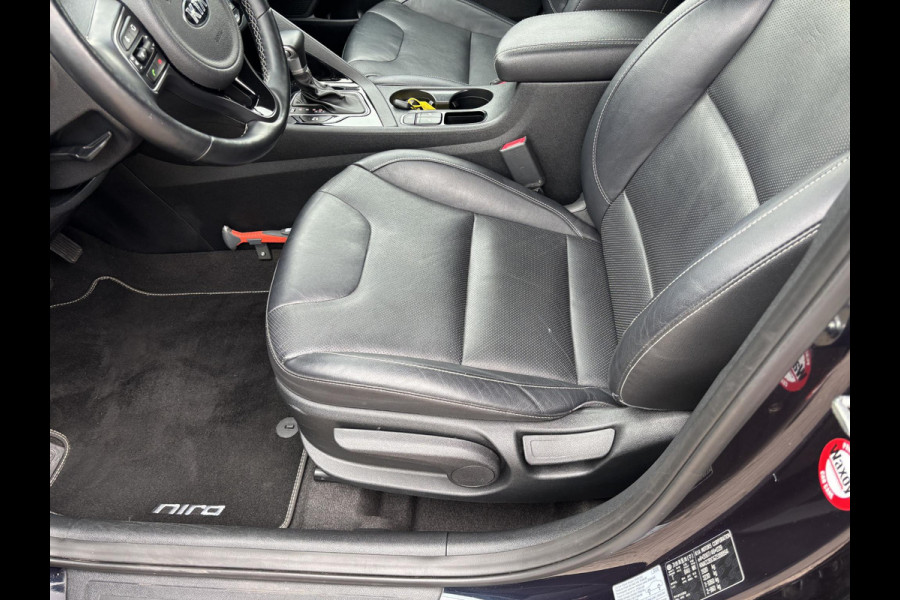 Kia Niro 1.6 GDi Hybrid BusinessLine 141pk Trekhaak | Lederen Bekleding  | Navigatie | Achteruitrijcamera | Adaptieve Cruise control